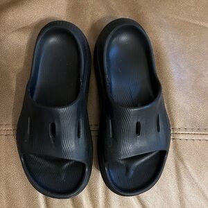 Hoka Slides